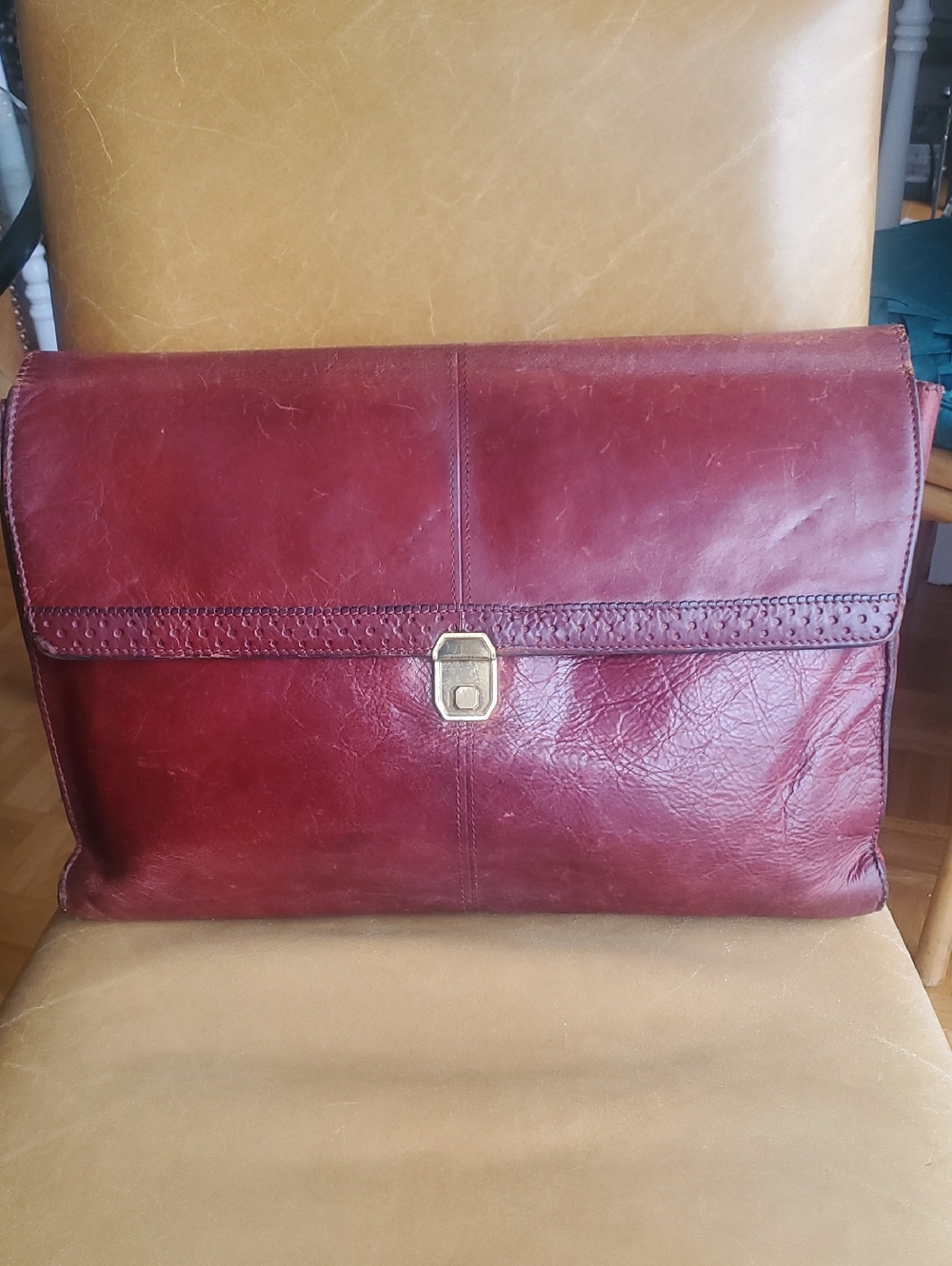 RARE RENWICK Oxblood Vintage Distressed Leather Briefcase Folder laptop Lock Bag